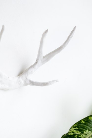 How to Make Fake Antlers With Clay